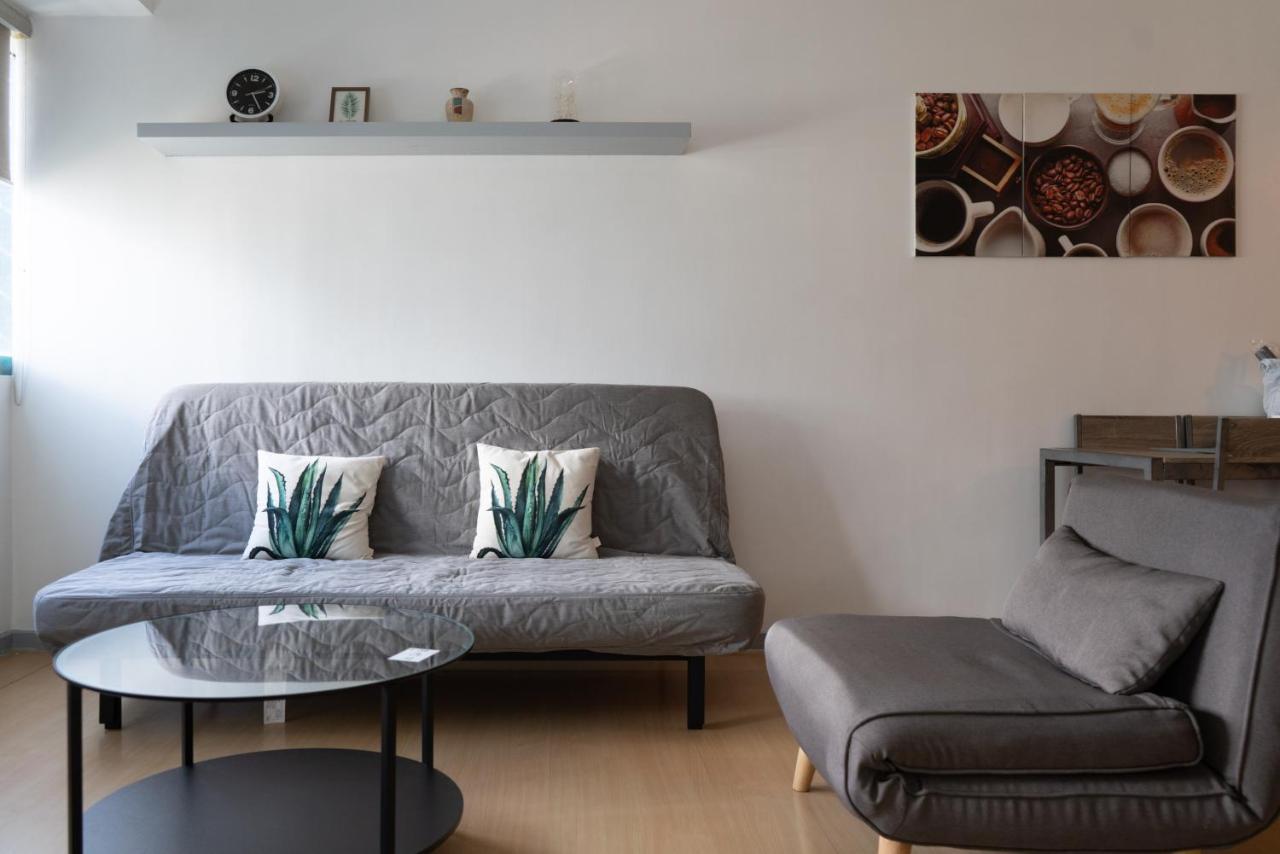Prime Avant Bgc Location Apartments By Ph Staycation Manila Zewnętrze zdjęcie