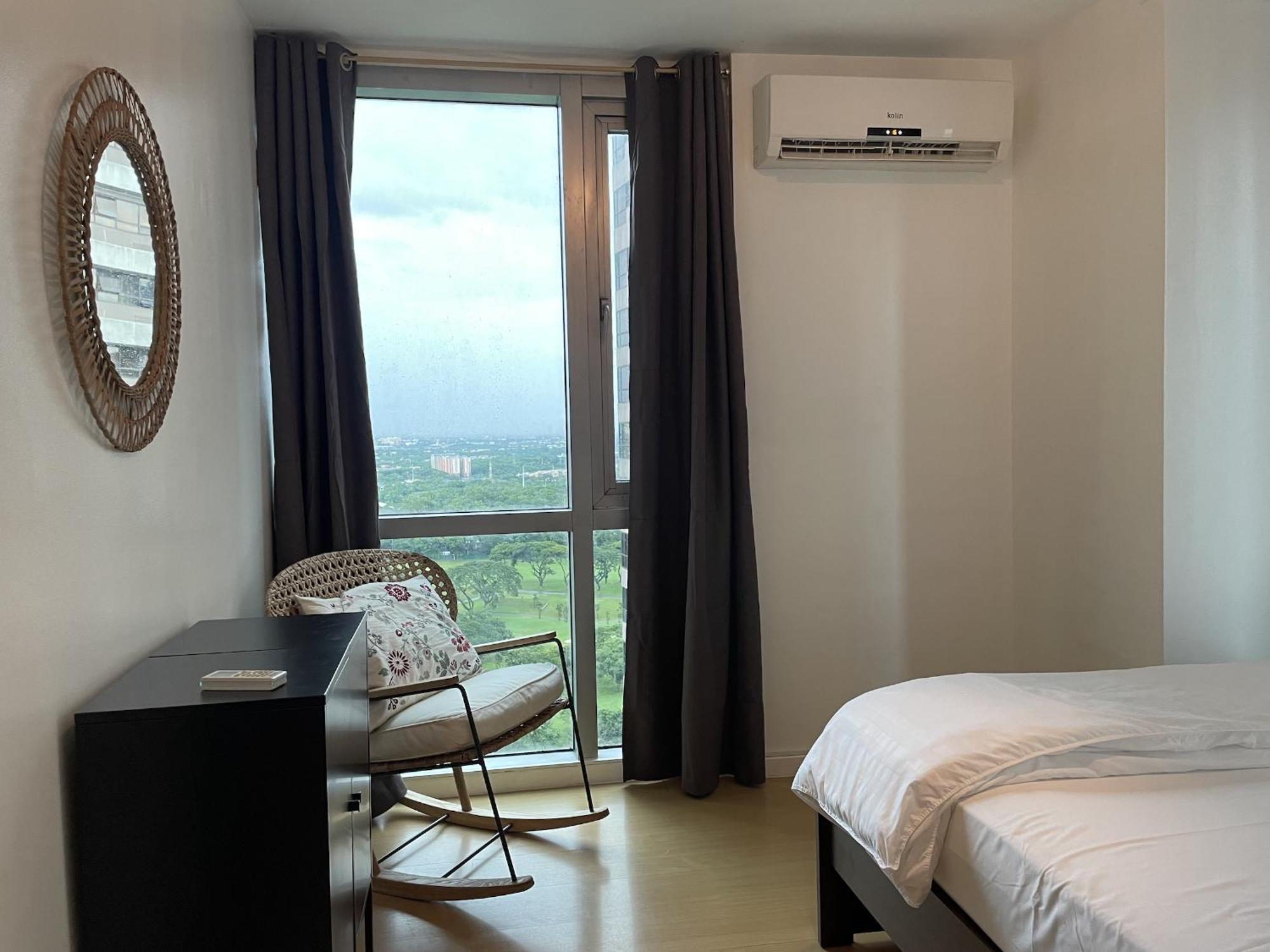 Prime Avant Bgc Location Apartments By Ph Staycation Manila Zewnętrze zdjęcie
