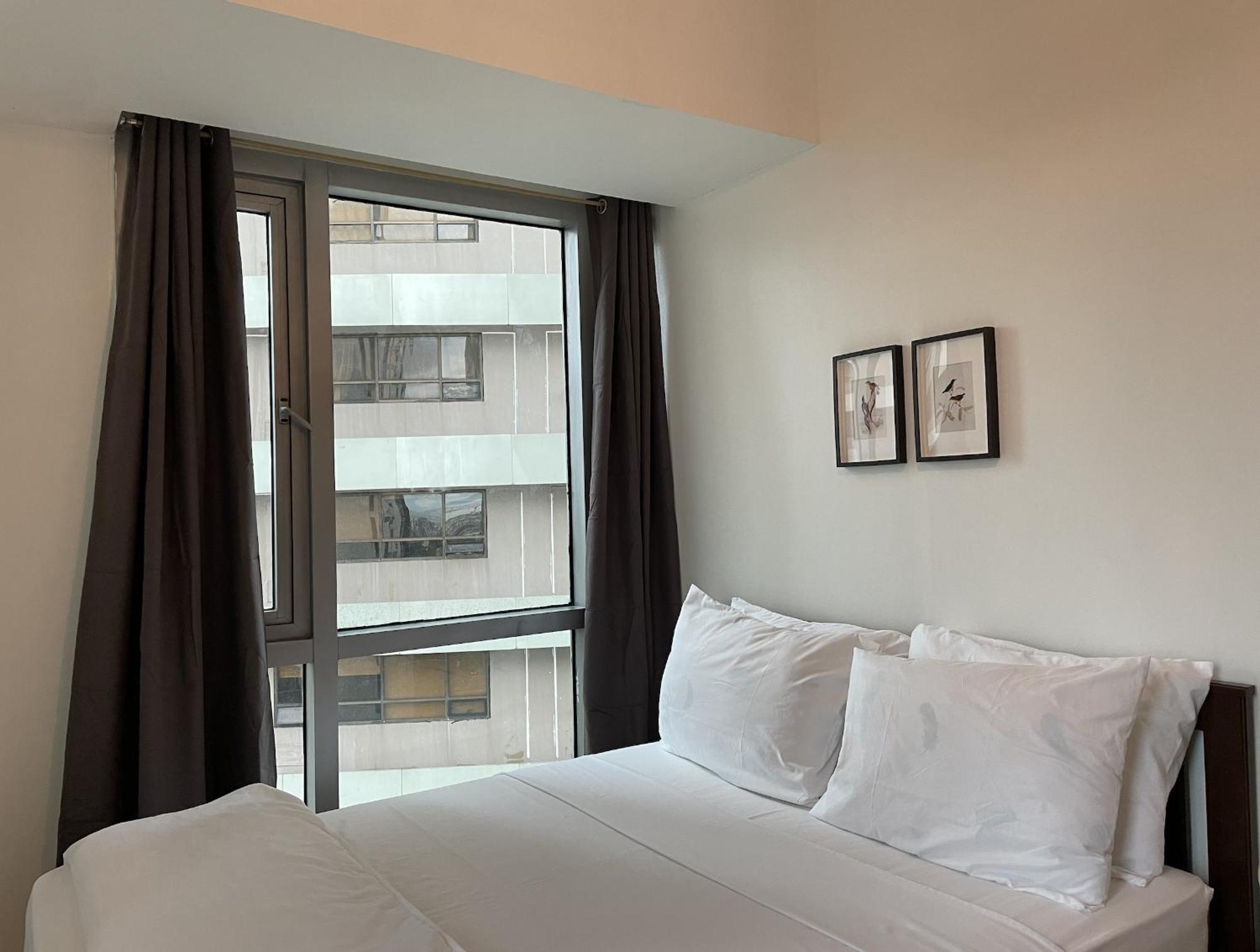 Prime Avant Bgc Location Apartments By Ph Staycation Manila Zewnętrze zdjęcie
