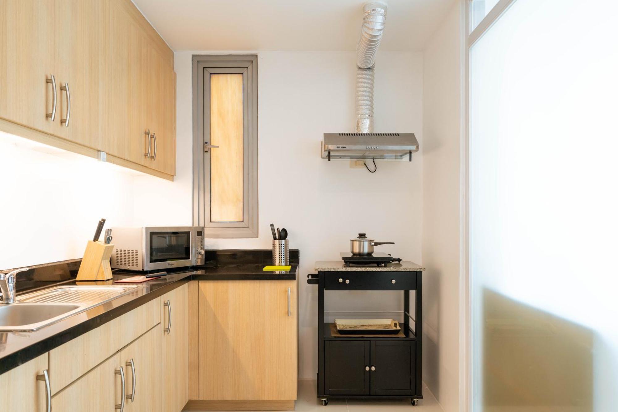 Prime Avant Bgc Location Apartments By Ph Staycation Manila Zewnętrze zdjęcie
