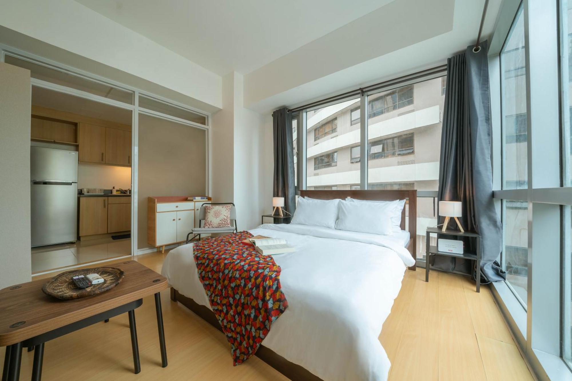 Prime Avant Bgc Location Apartments By Ph Staycation Manila Zewnętrze zdjęcie