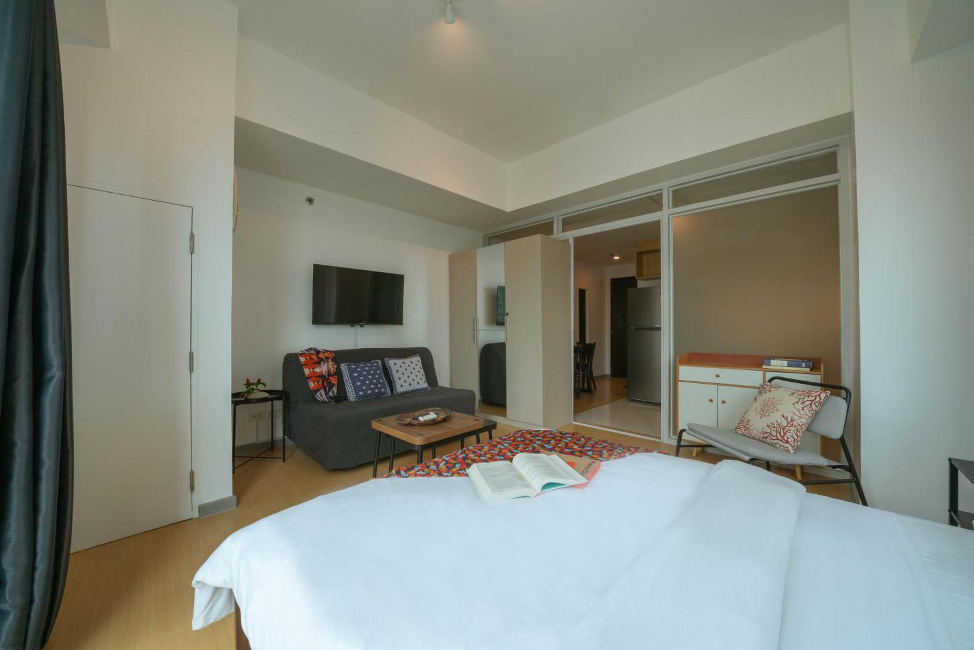 Prime Avant Bgc Location Apartments By Ph Staycation Manila Zewnętrze zdjęcie